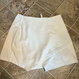 Lucy in the Sky White Skort
